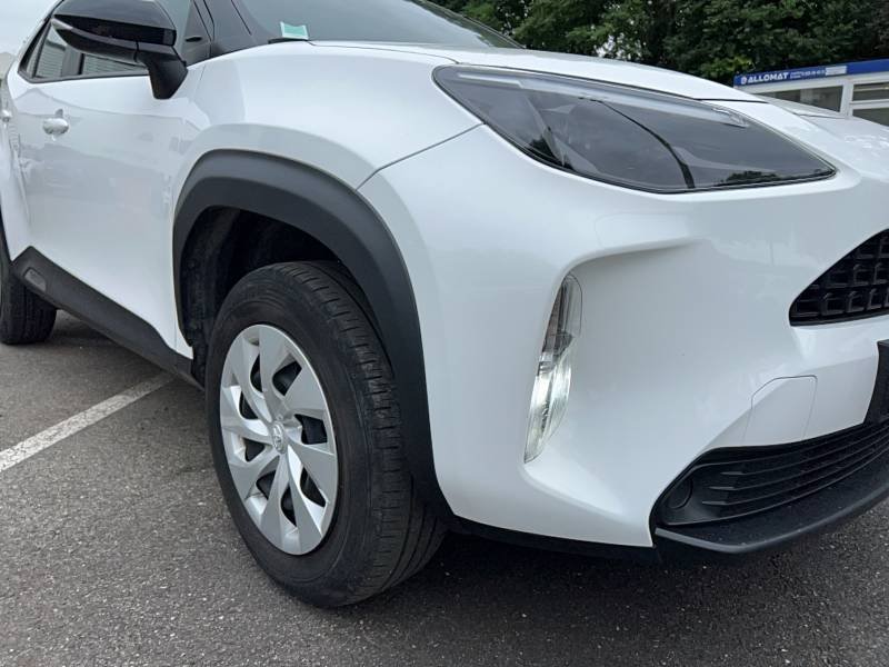Toyota Yaris - Photo 17
