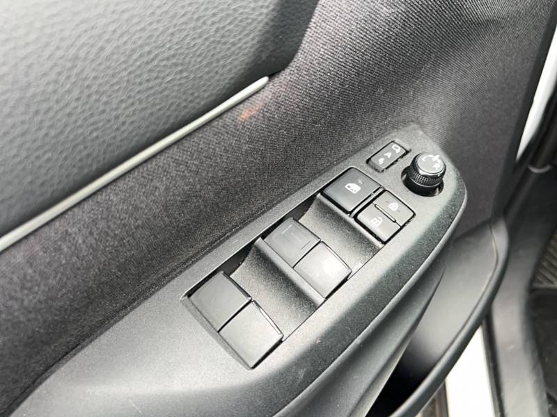 Toyota Yaris - Photo 23