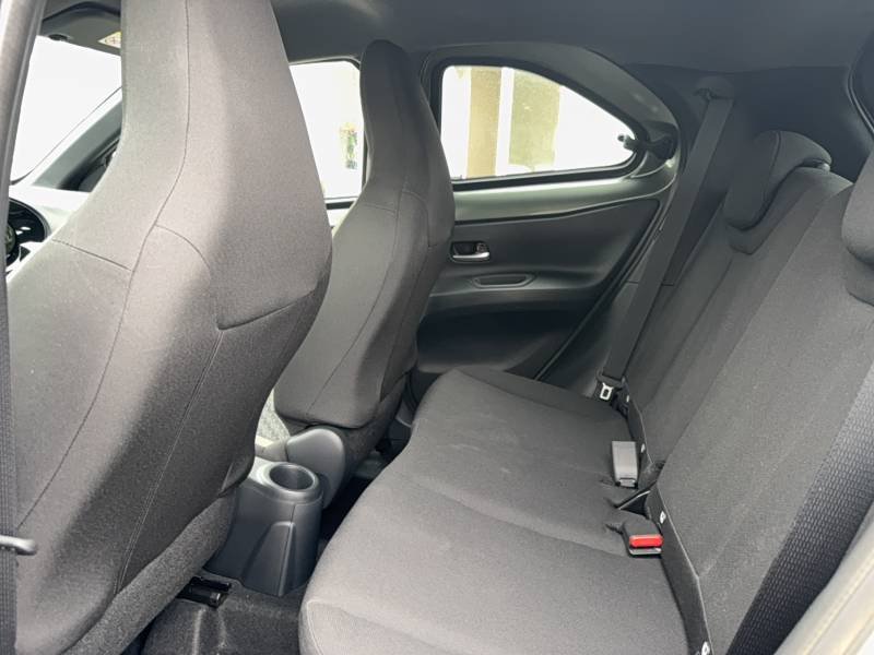 Toyota aygo x - Photo 13