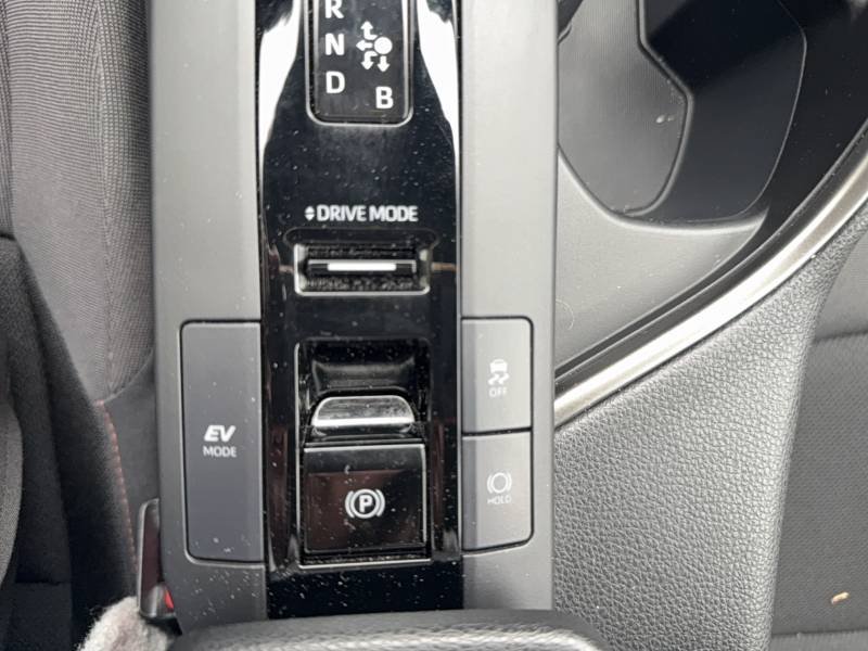 Toyota C-HR - Photo 21