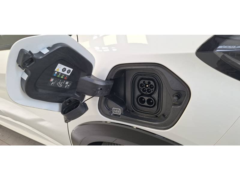 Peugeot 208 - Photo 21