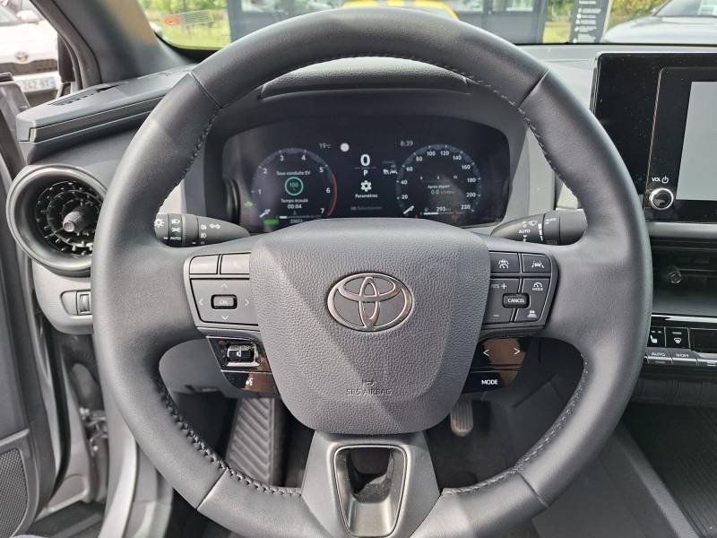 Toyota C-HR - Photo 23
