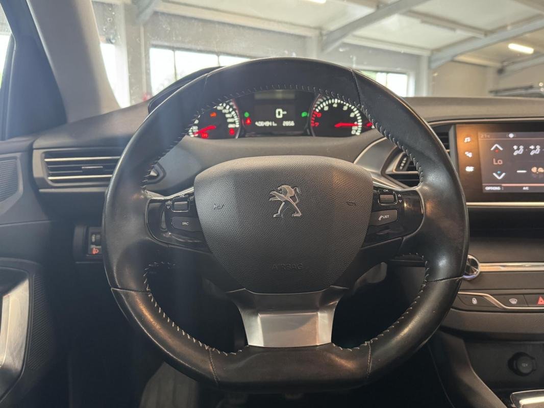 Peugeot 308 - Photo 14