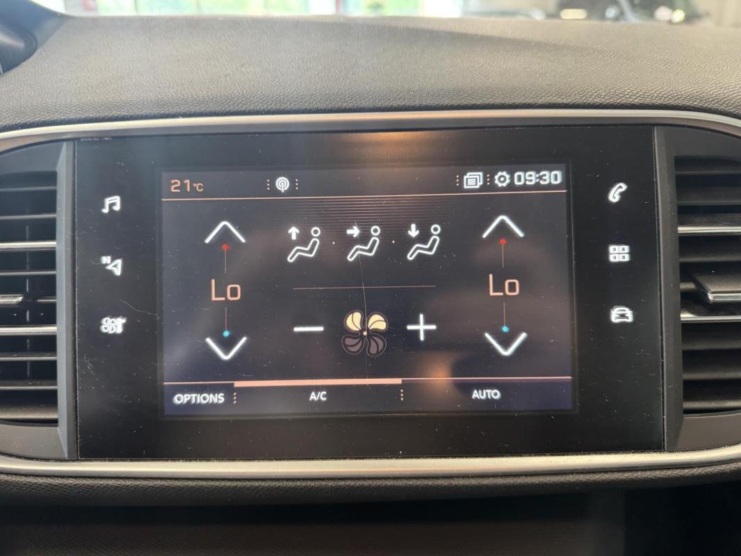 Peugeot 308 - Photo 25