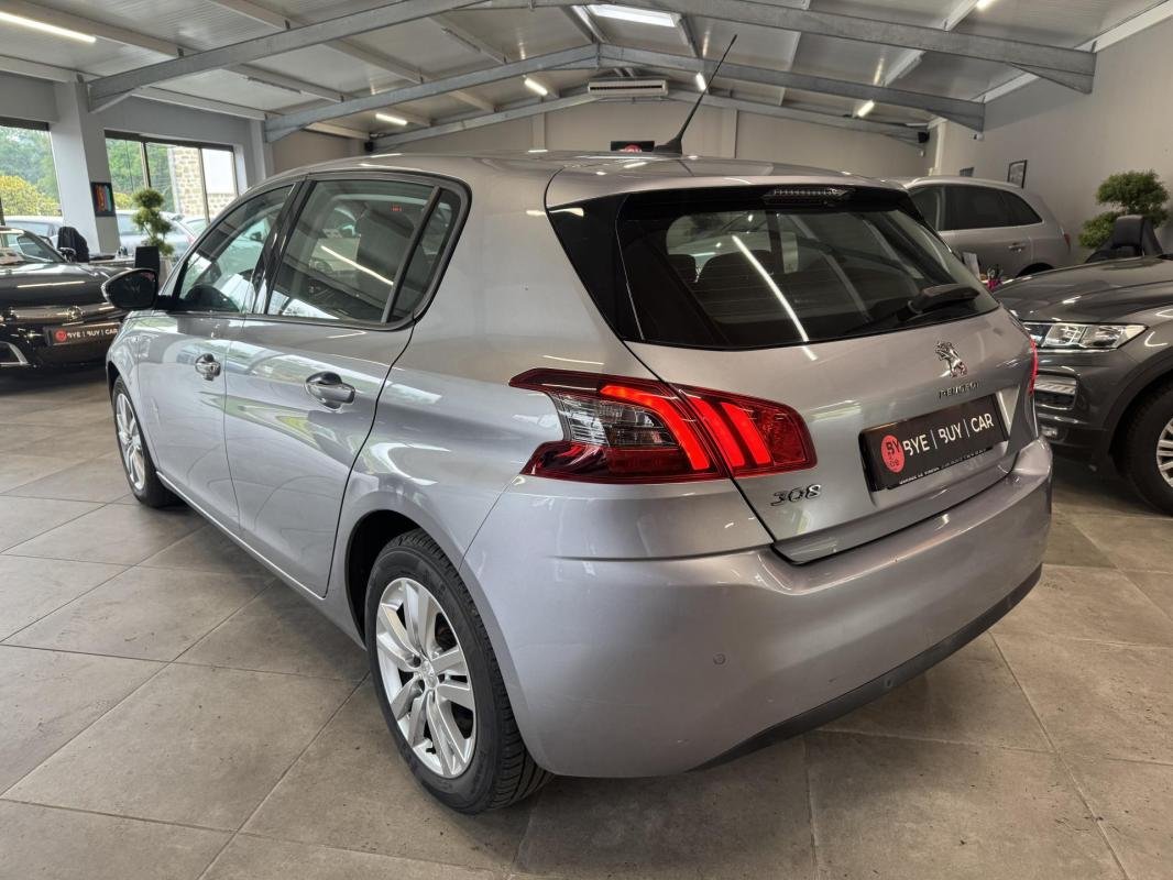 Peugeot 308 - Photo 4