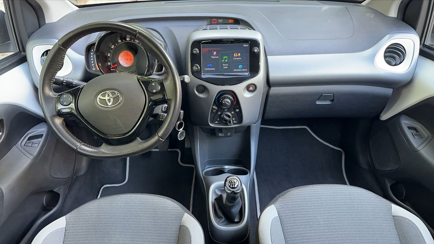 Toyota Aygo - Photo 11
