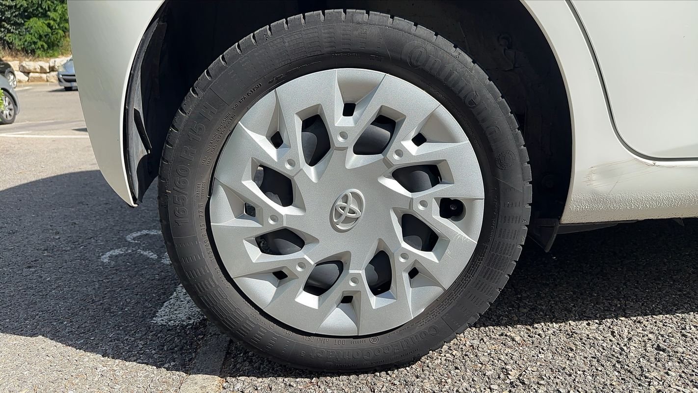 Toyota Aygo - Photo 16
