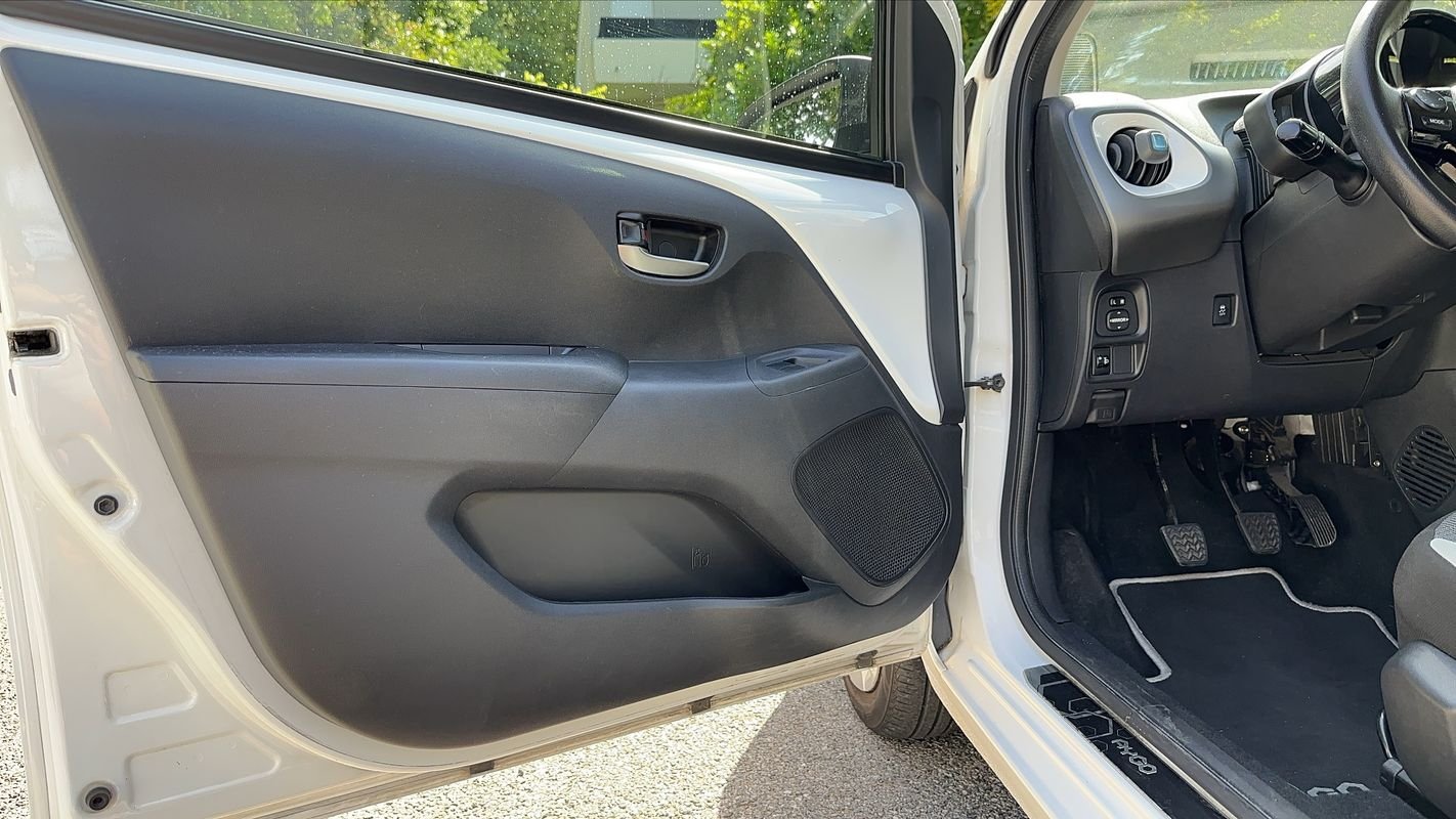 Toyota Aygo - Photo 7