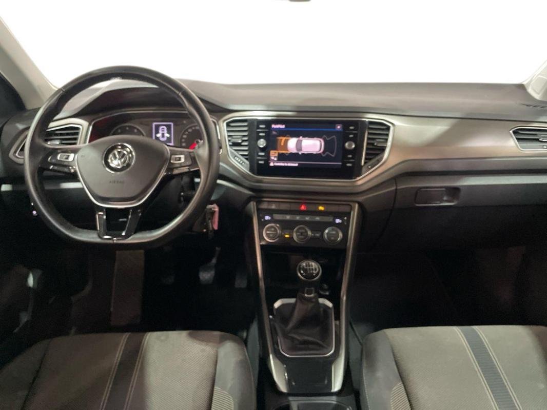 Volkswagen T-Roc - Photo 8