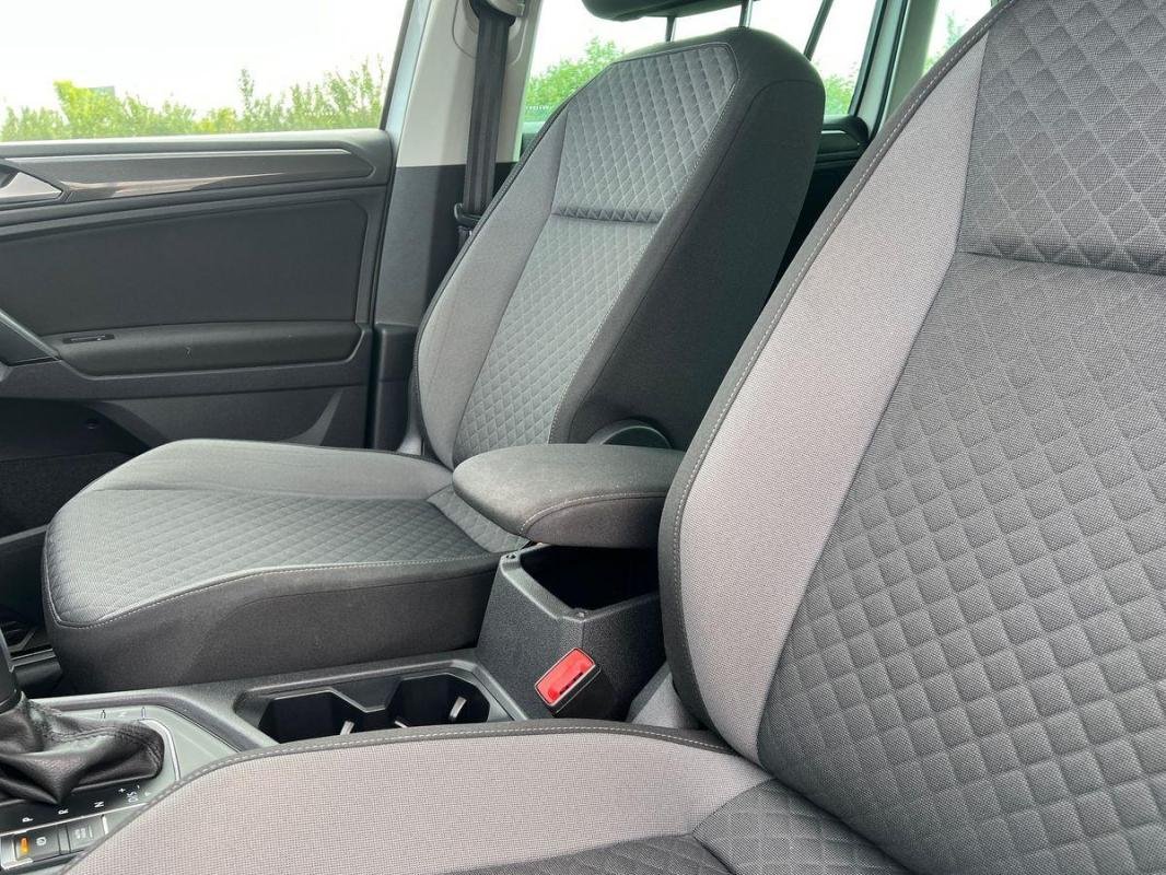 Volkswagen Tiguan - Photo 12
