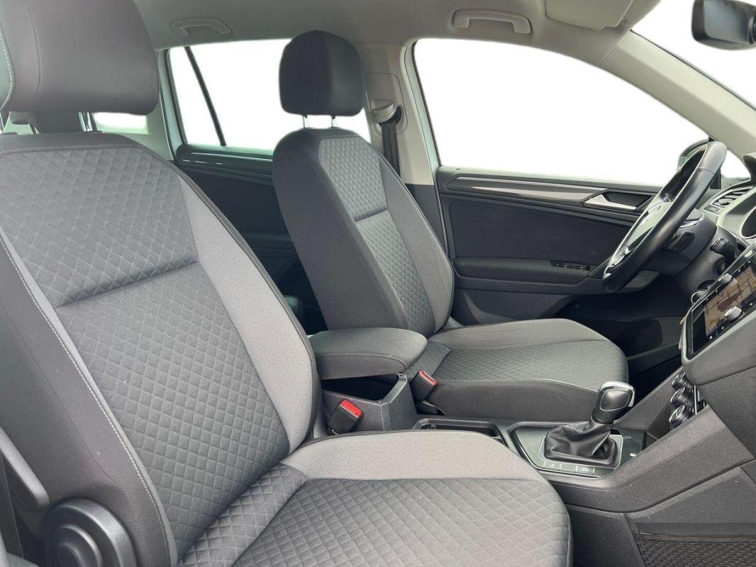 Volkswagen Tiguan - Photo 13