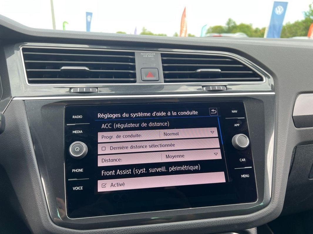 Volkswagen Tiguan - Photo 16