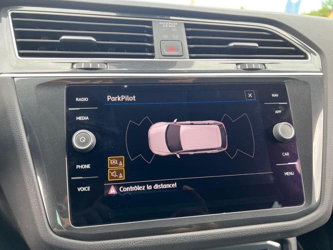 Volkswagen Tiguan - Photo 18
