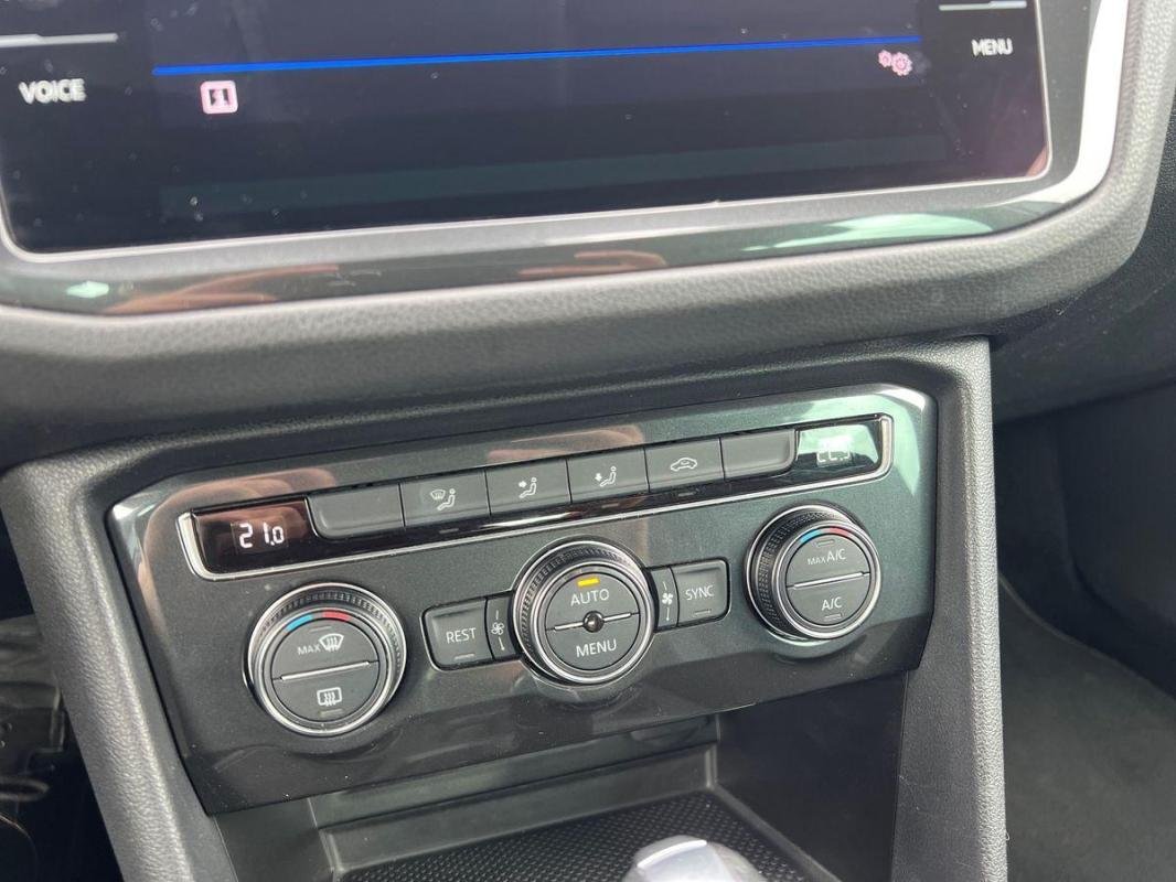 Volkswagen Tiguan - Photo 19