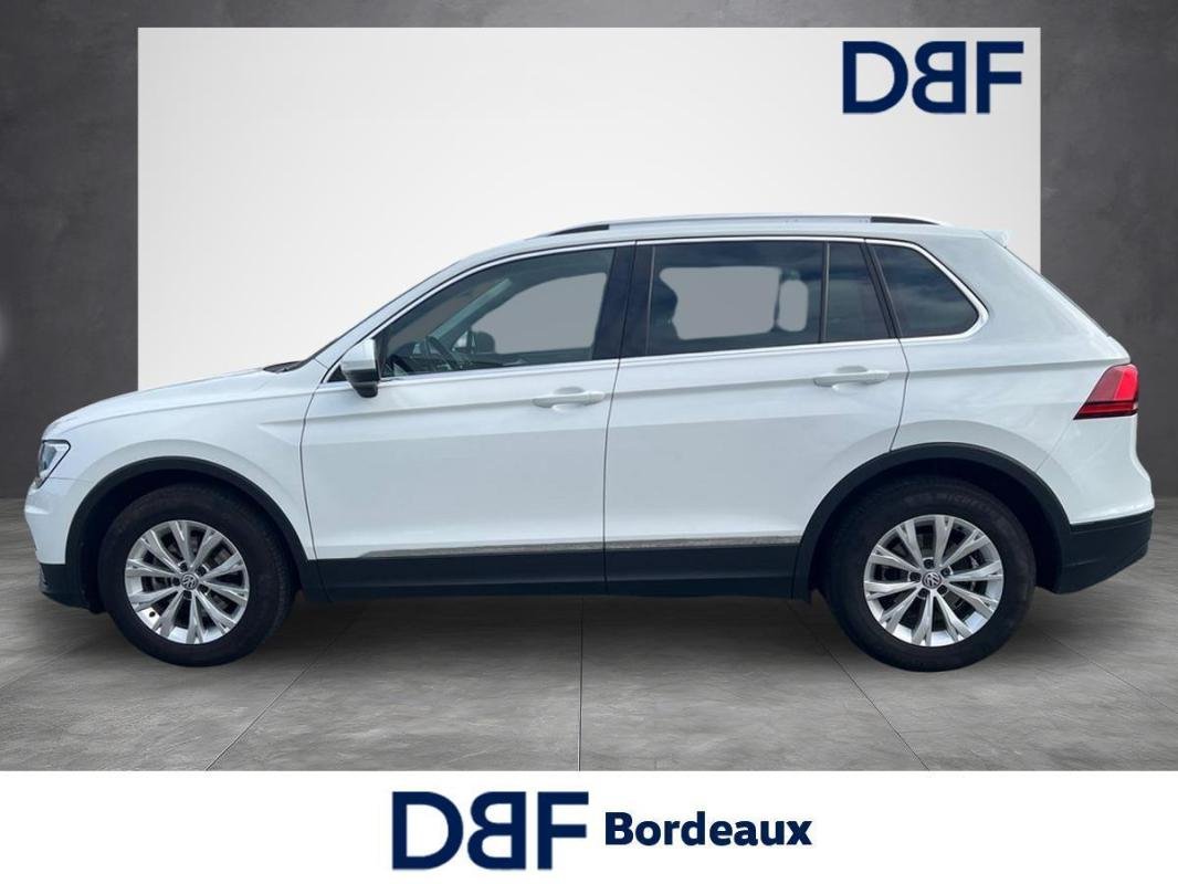 Volkswagen Tiguan - Photo 2