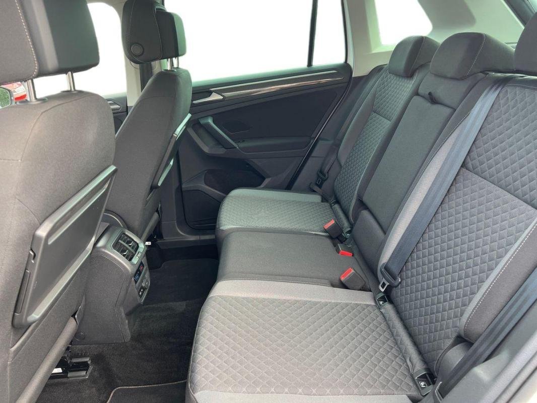 Volkswagen Tiguan - Photo 23