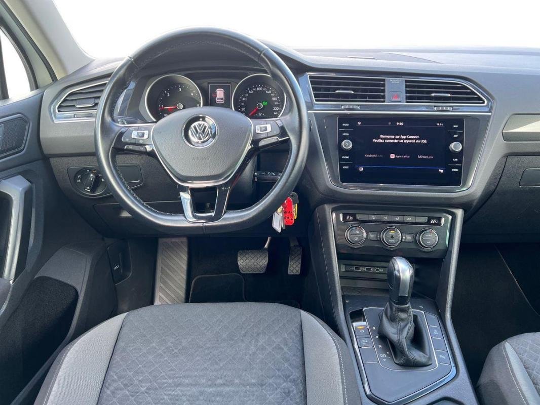 Volkswagen Tiguan - Photo 24