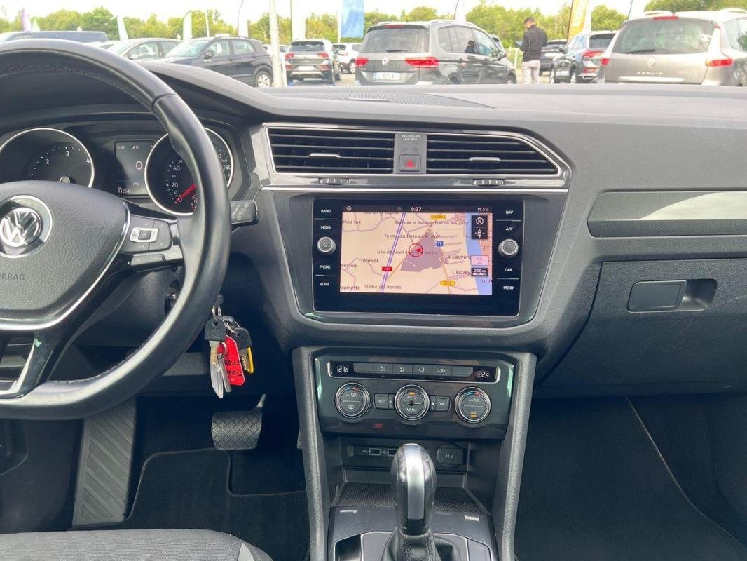 Volkswagen Tiguan - Photo 10