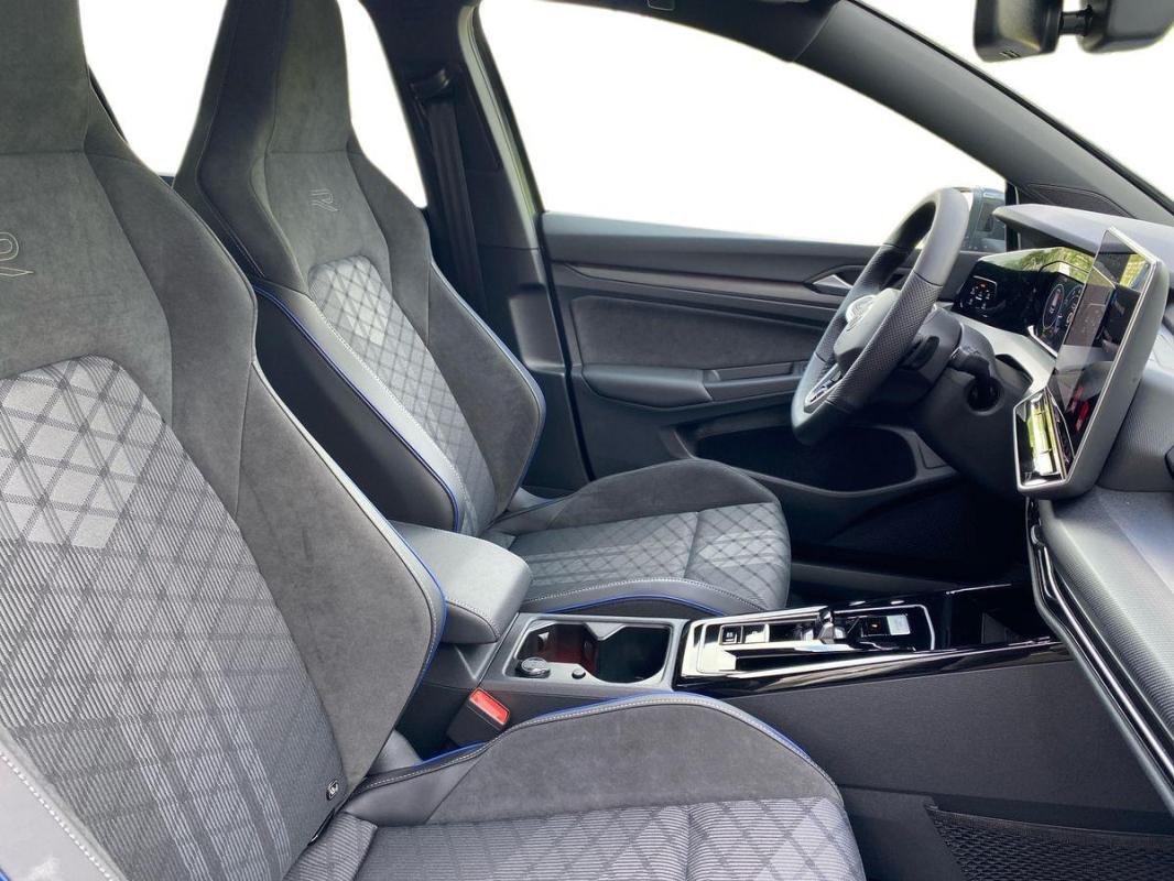 Volkswagen Golf - Photo 13