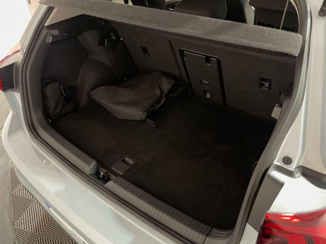 Volkswagen Golf - Photo 32