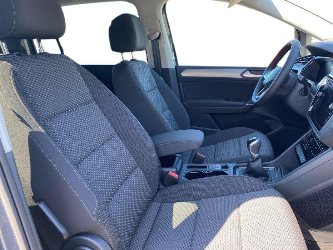Volkswagen Touran - Photo 13
