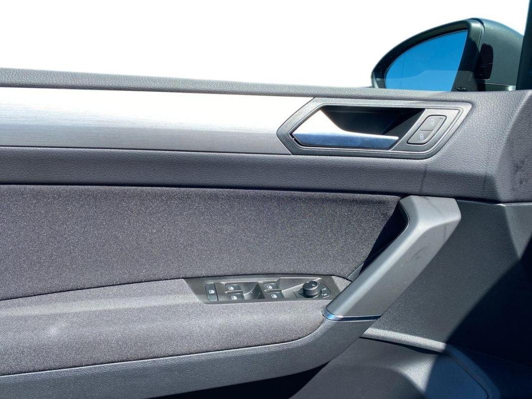 Volkswagen Touran - Photo 15