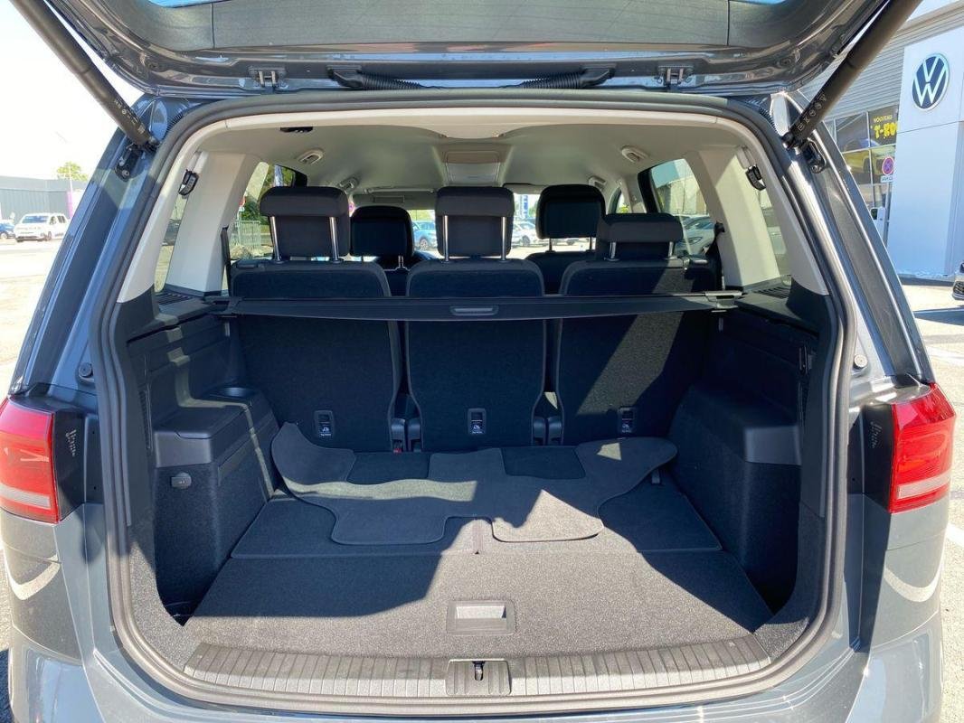 Volkswagen Touran - Photo 31