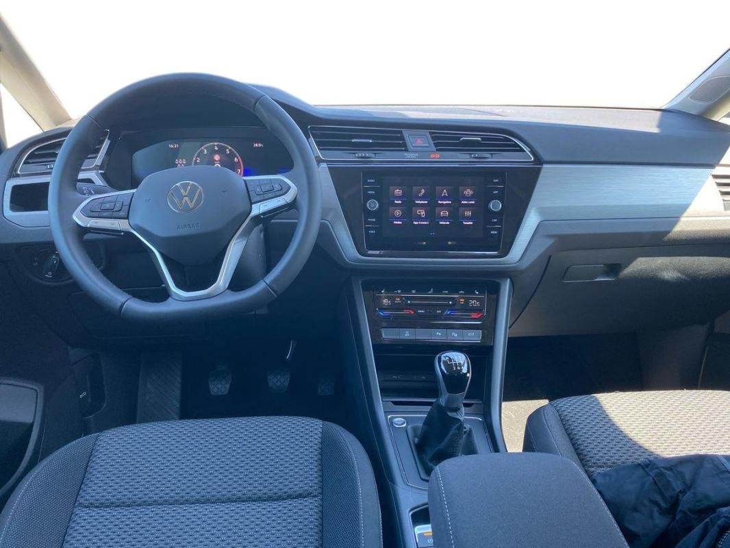 Volkswagen Touran - Photo 6