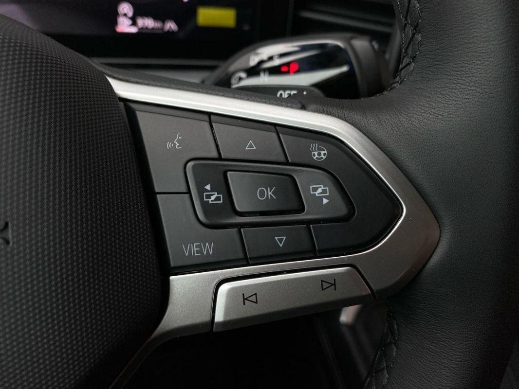 Volkswagen T-Roc - Photo 20