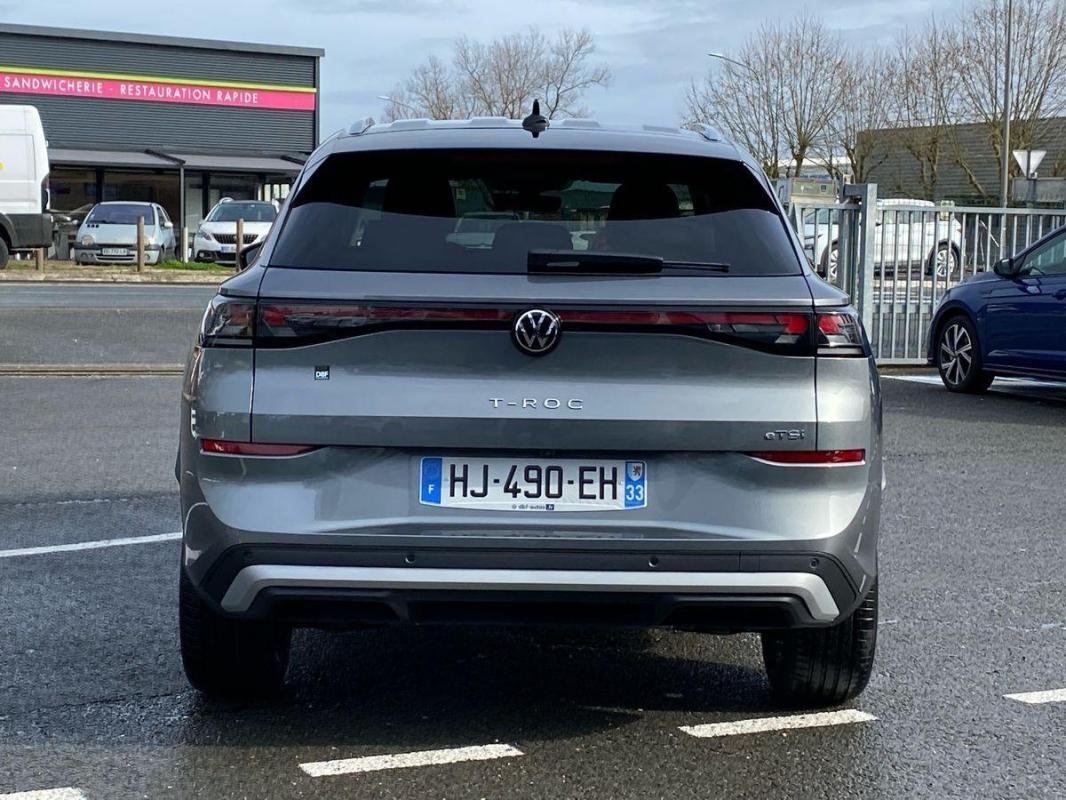 Volkswagen T-Roc - Photo 4