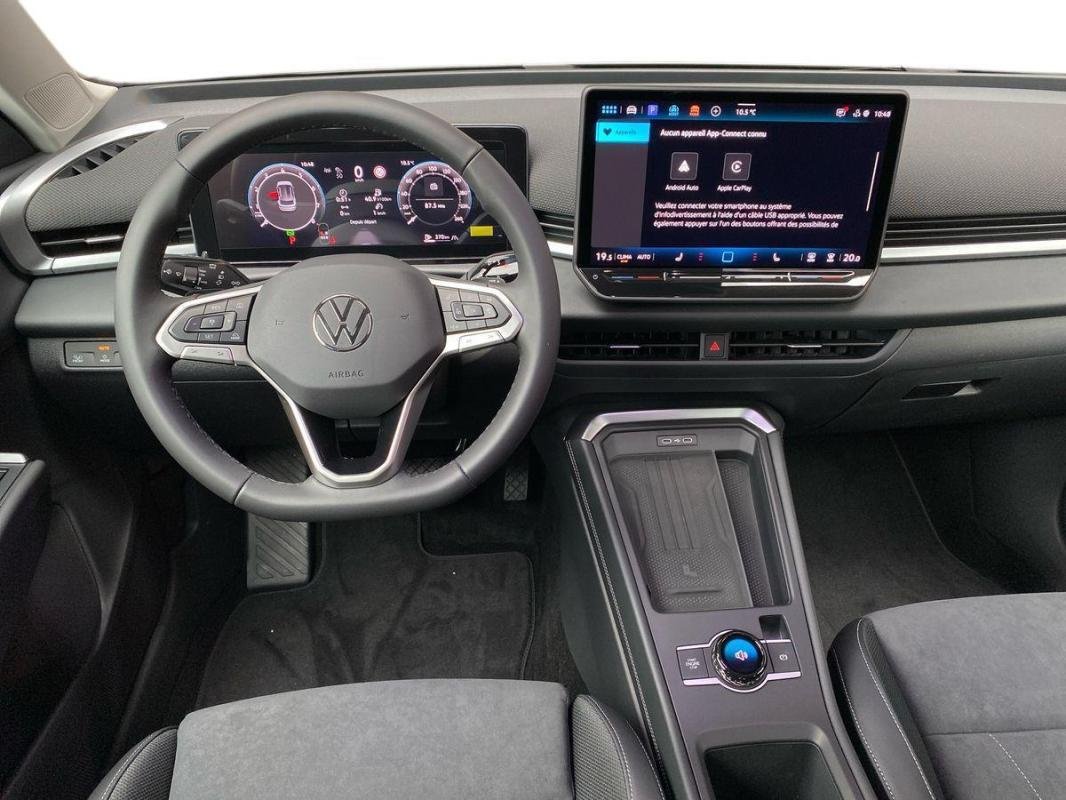 Volkswagen T-Roc - Photo 24
