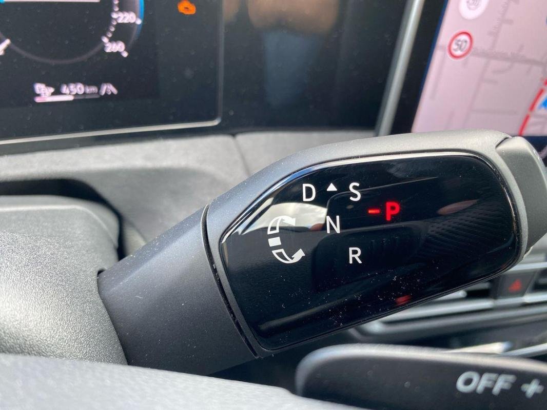 Volkswagen Tiguan - Photo 11