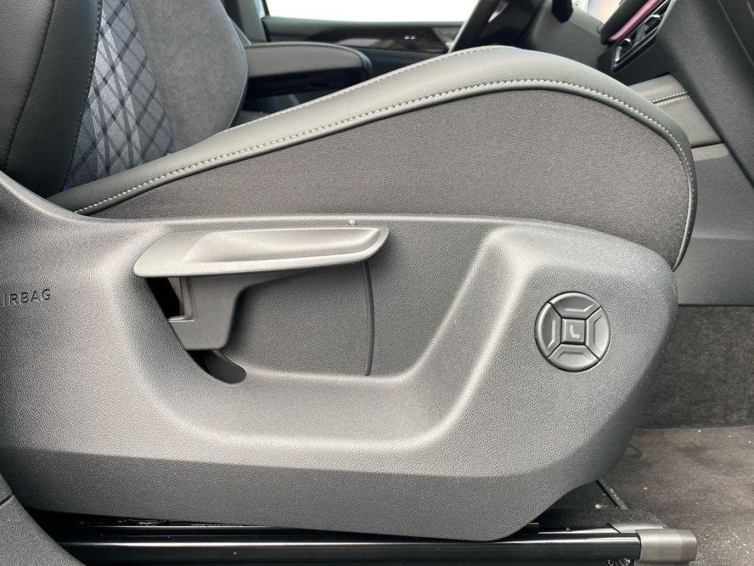 Volkswagen Tiguan - Photo 14
