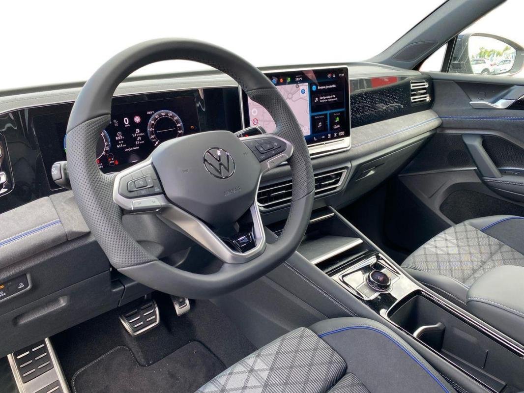 Volkswagen Tiguan - Photo 9