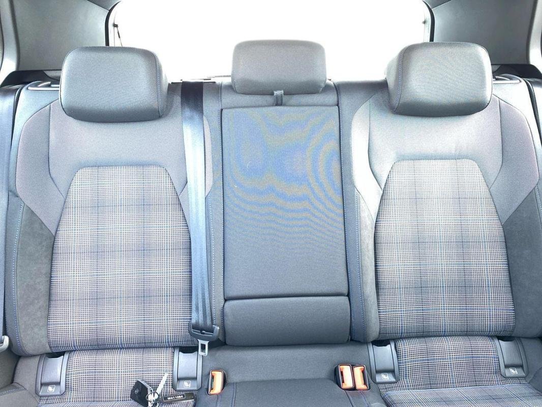 Volkswagen Golf - Photo 22