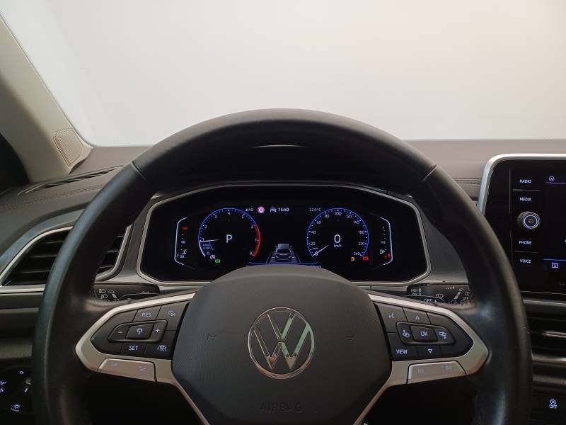 Volkswagen T-Roc - Photo 21