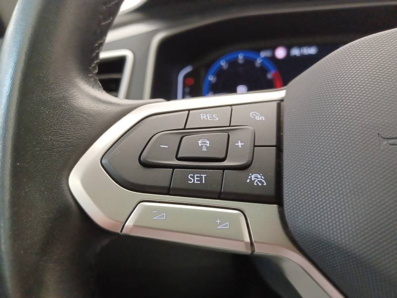 Volkswagen T-Roc - Photo 23
