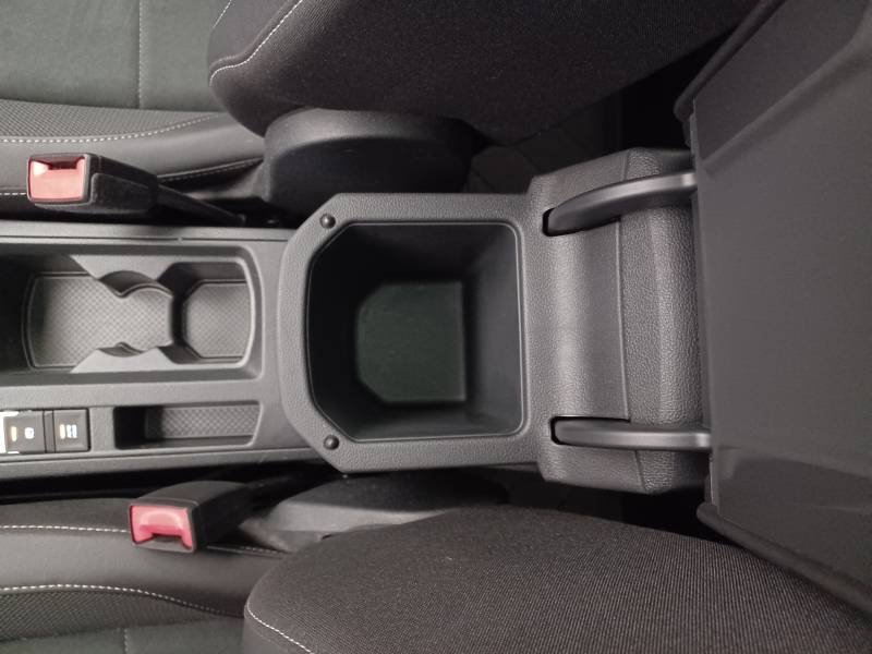 Volkswagen T-Roc - Photo 26