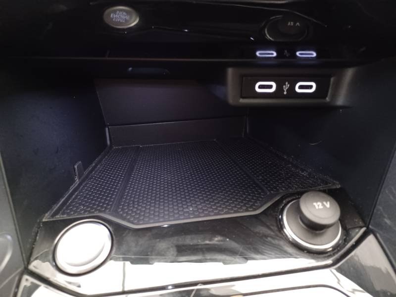 Volkswagen T-Roc - Photo 28