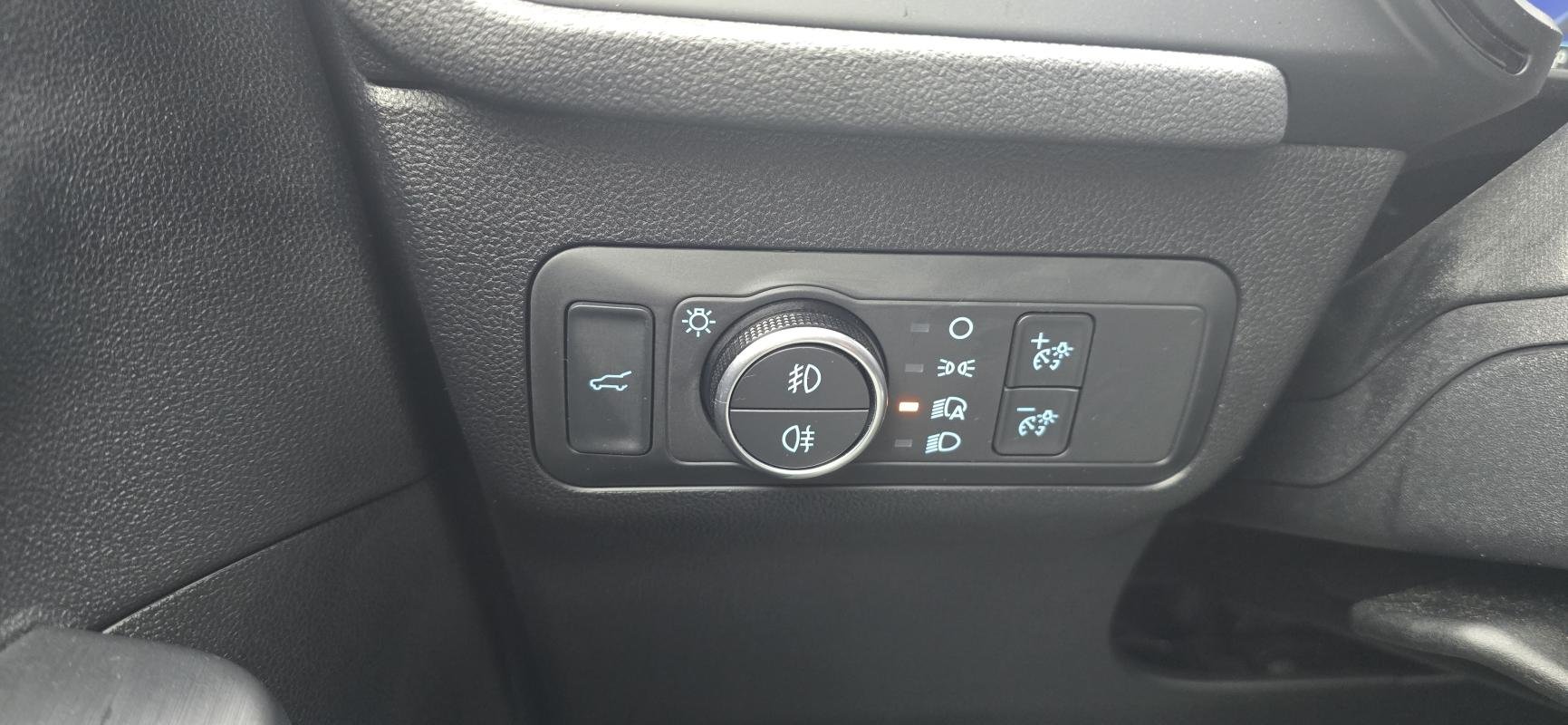 Ford Kuga - Photo 32