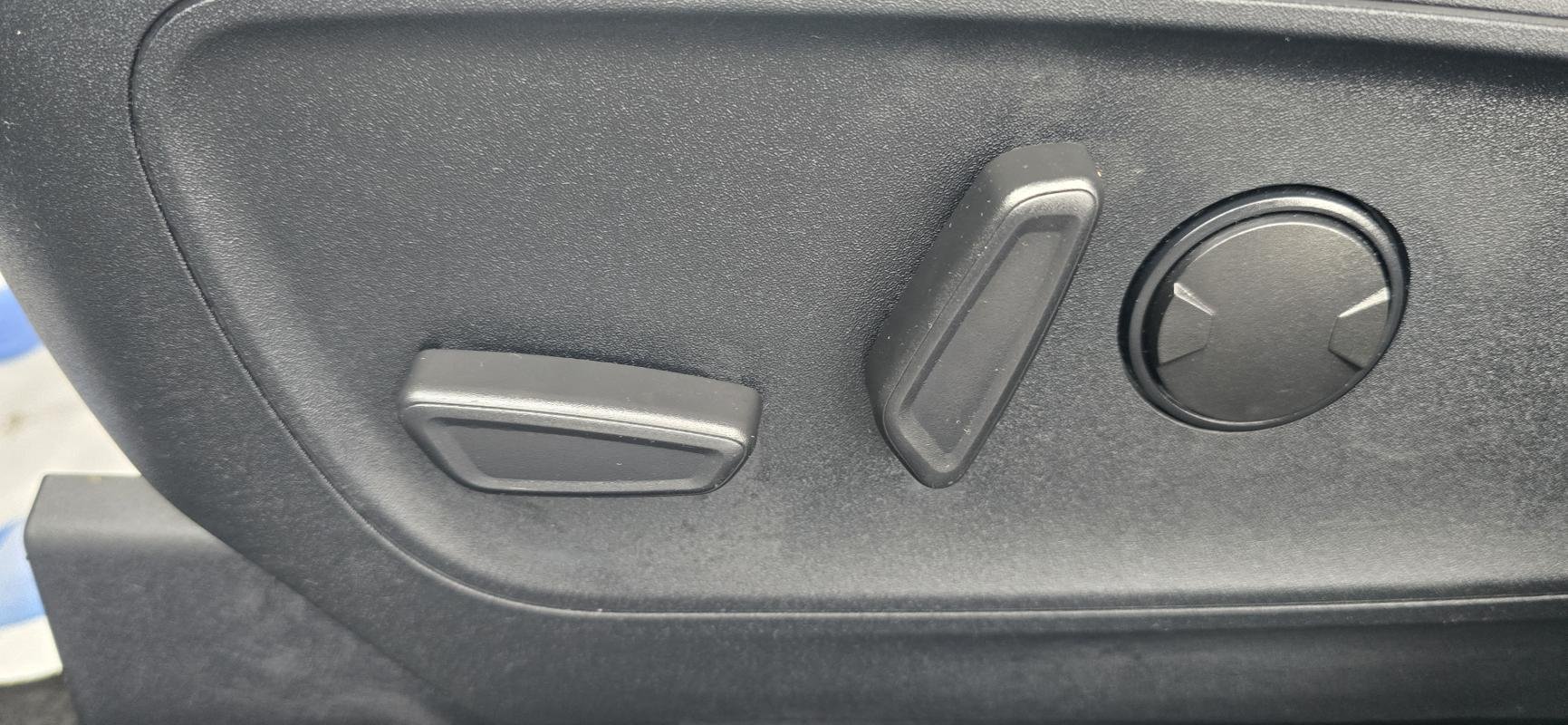Ford Kuga - Photo 38