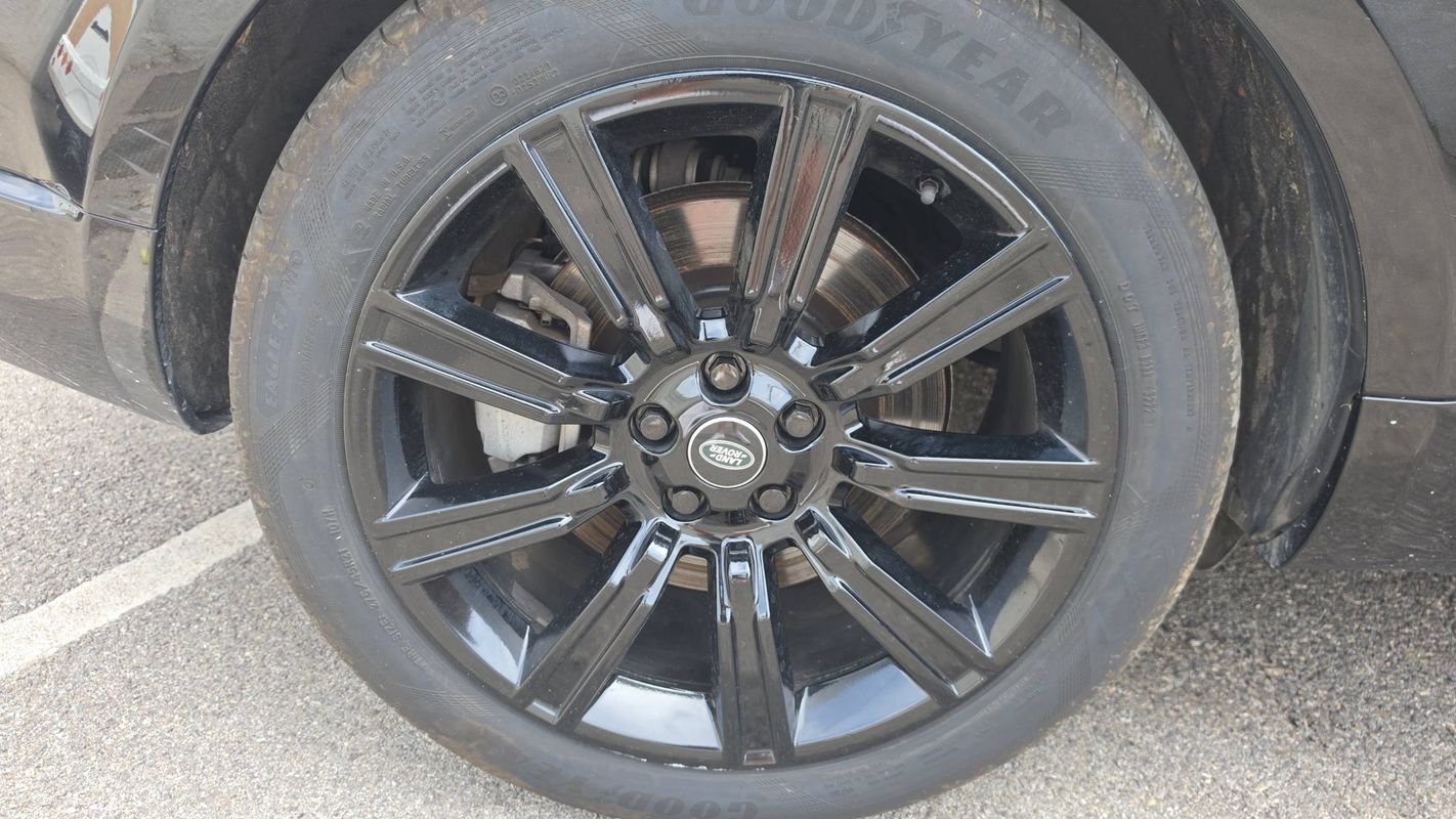 Land Rover Range Rover Sport - Photo 16