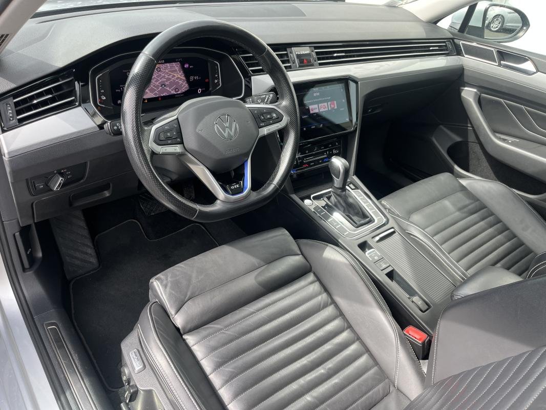Volkswagen Passat - Photo 15