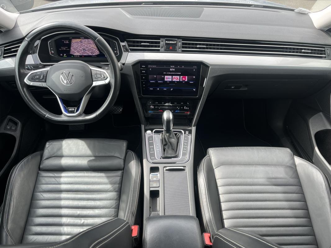 Volkswagen Passat - Photo 16