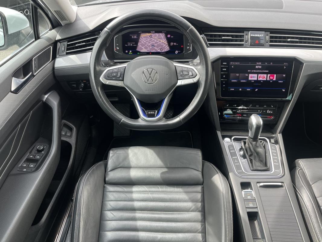 Volkswagen Passat - Photo 17