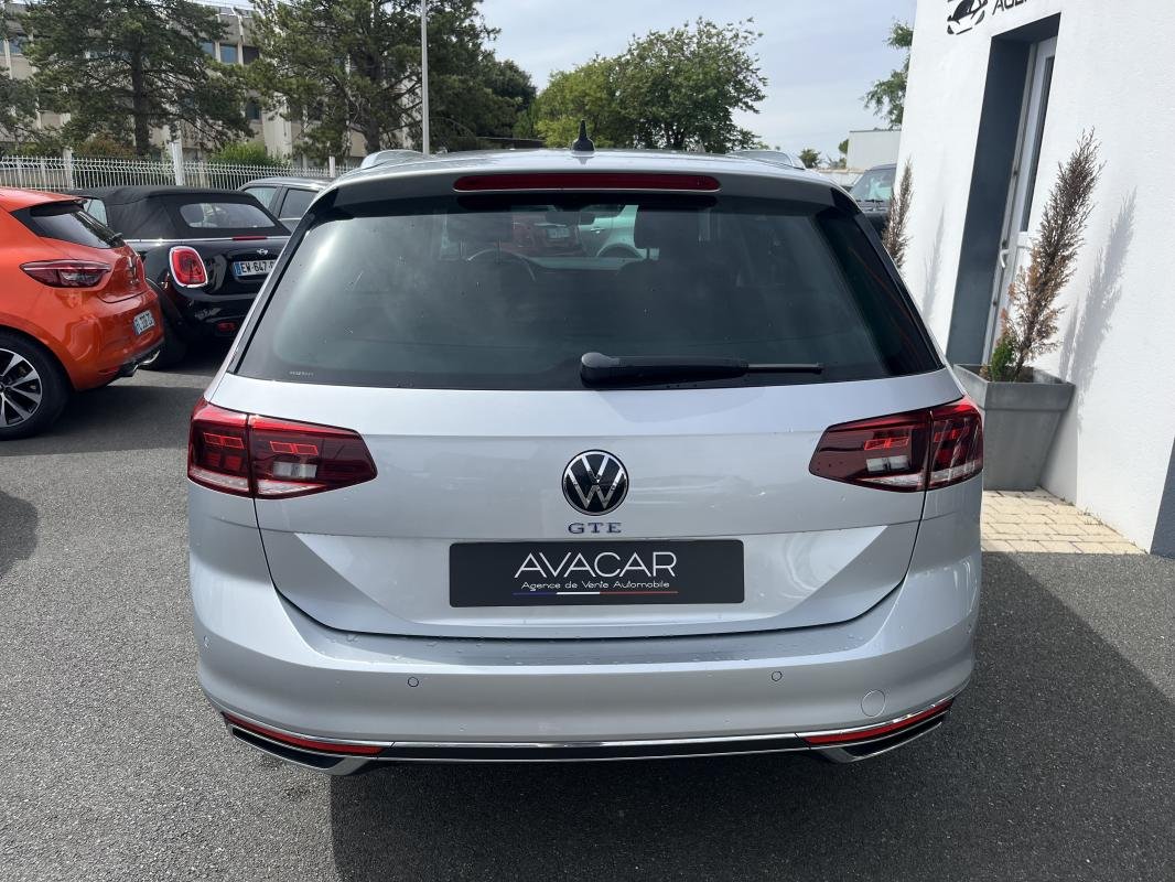 Volkswagen Passat - Photo 4