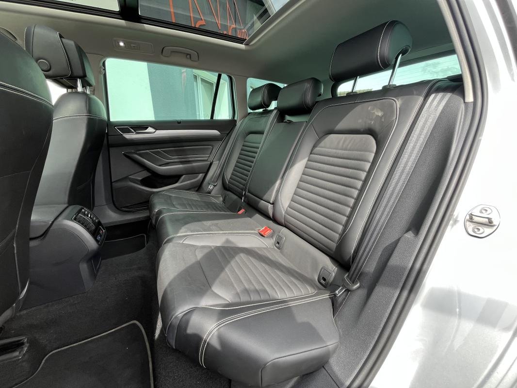 Volkswagen Passat - Photo 10