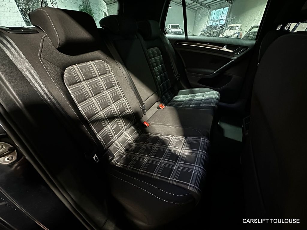 Volkswagen Golf - Photo 13