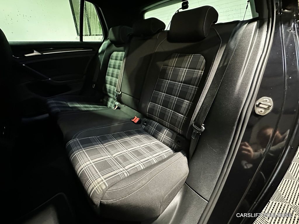 Volkswagen Golf - Photo 14