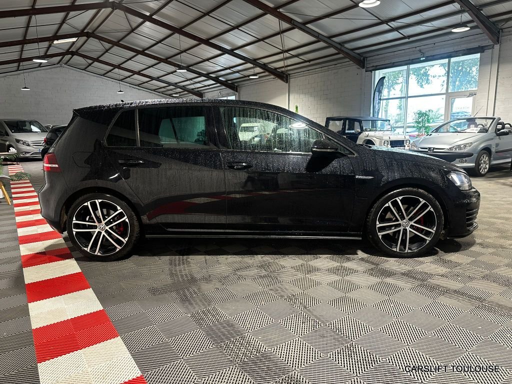 Volkswagen Golf - Photo 7